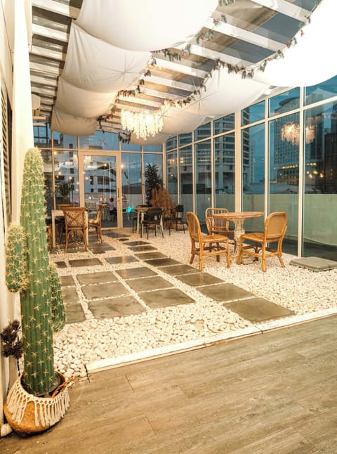 Cafe