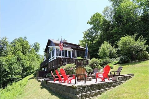 Exterior & Fire pit at White Mountain Private home