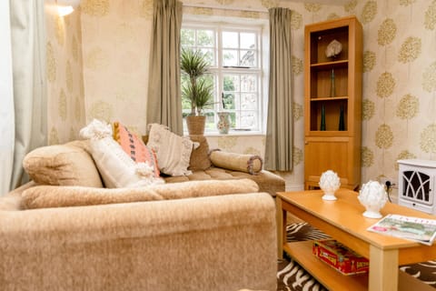 Cottage, Shared Bathroom (Cottage) | Lounge