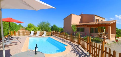 Beautiful finca with pool in Majorca