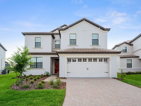 luxuries rental home for family vacation at  The Retreat at ChampionsGate community
