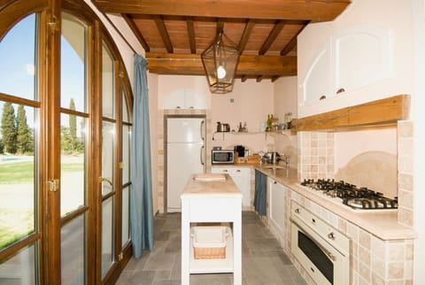 Dining Room, Kitchen