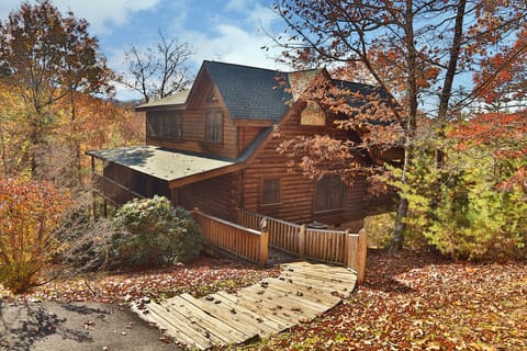 Mountain Majesty Exterior