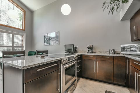 Kitchen with lots of counter space