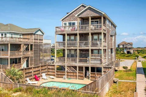 surf-or-sound-realty-bikini-bottoms-835-exterior-2