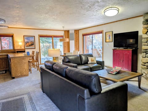 Living room 2