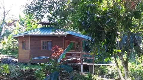 Comfortable Cabin Next to the River