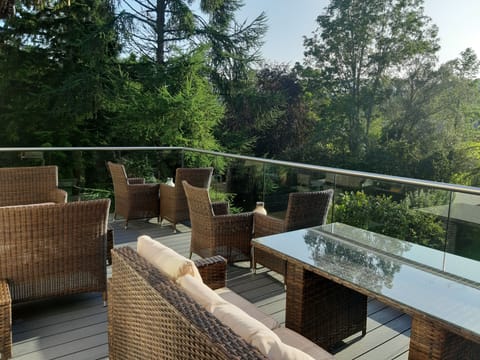Exclusive House | Balcony
