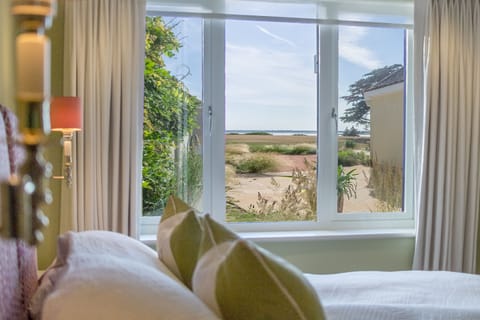 Marsh Lodge, Aldeburgh: A two bedroom retreat with marsh views