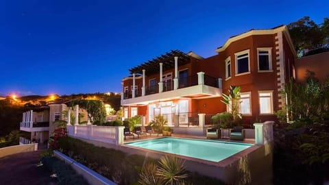 Private Infinity Pool