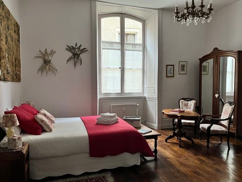 Large queen bed