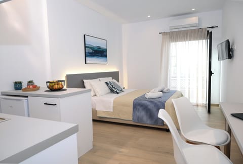 BEDROOM B9