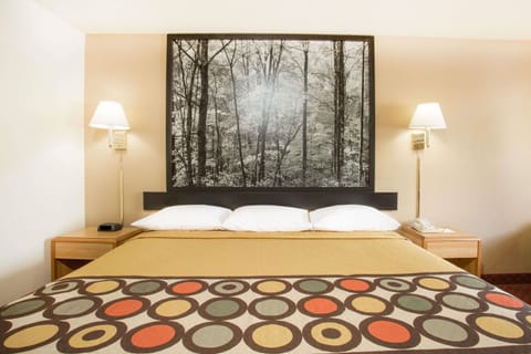 Free cribs/infant beds, free WiFi, bed sheets