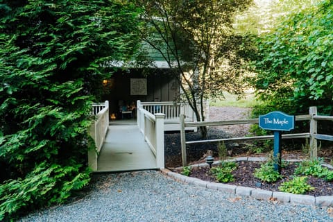 The Maple cottage