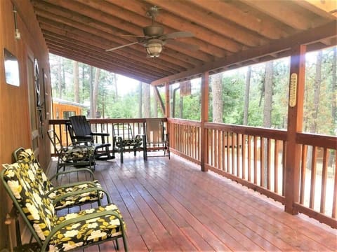Rustic Cabin covered deck