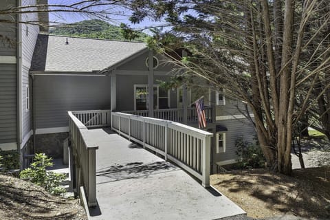 Walkway From Street - Only For Offloading