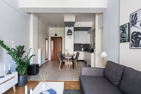 Apartment | Living area | 43-inch flat-screen TV with satellite channels, Smart TV, Netflix