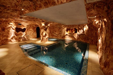 2 indoor pools, sun loungers