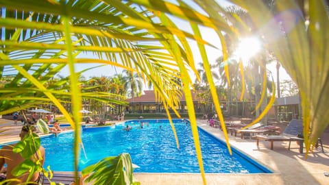 2 outdoor pools, sun loungers