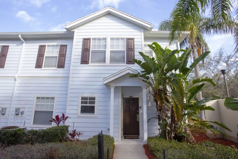 2956 Lucayan Harbor - Lucaya - 1047.jpg