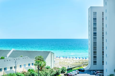 Balcony views to enjoy!