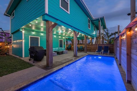 138055be-d60f-41b3-bed2-9bd89699dde2