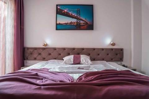Standard Double Room | Select Comfort beds, minibar, in-room safe, desk