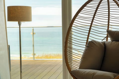 Exclusive Room | Free minibar, in-room safe, iron/ironing board, free WiFi