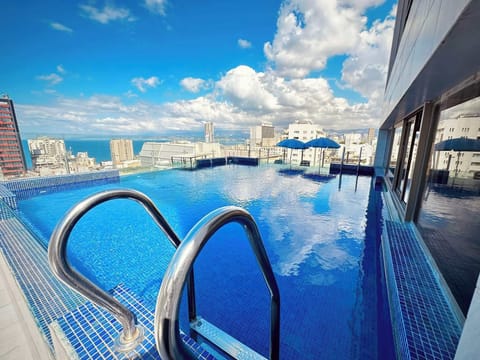 Outdoor pool, sun loungers