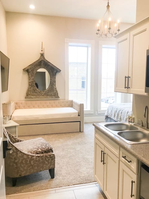 Sonata Suite | Living area | Smart TV