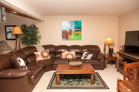 Townhome, 2 Bedrooms | Living room | TV