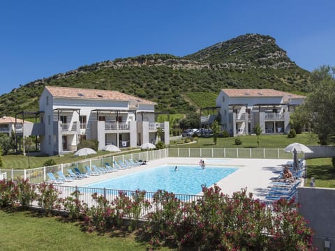 Holiday Home Swimming Pool