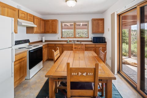 Small kitchen - lower level