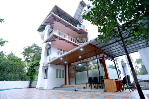 Front of property - evening/night