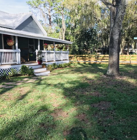 The perfect Little Cottage for your Family Private Stay! 🌳