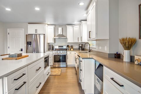Fully stocked kitchen