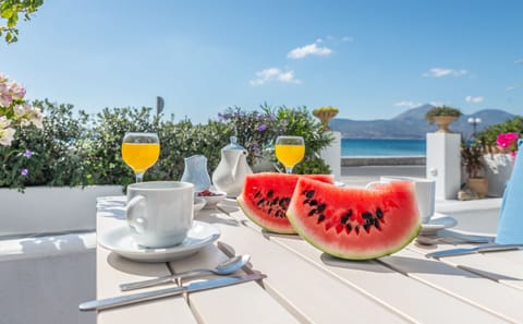 Daily buffet breakfast for a fee