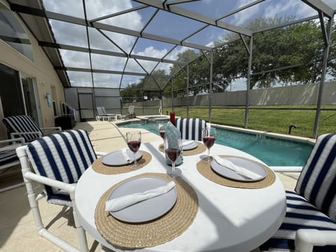 Your Private Pool and Spa Awaits!