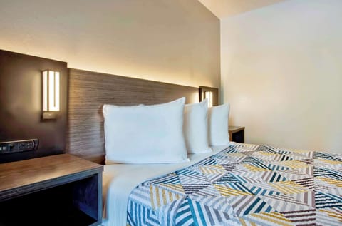 Desk, free WiFi, bed sheets