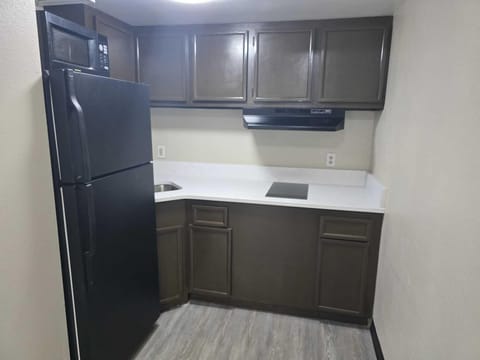 Deluxe Double Room | Individually furnished, free WiFi, bed sheets
