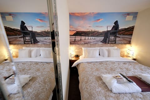 Standard Double or Twin Room | Egyptian cotton sheets, premium bedding, desk