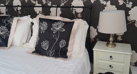 Double Room (Room 1, 3 or 5) | Iron/ironing board