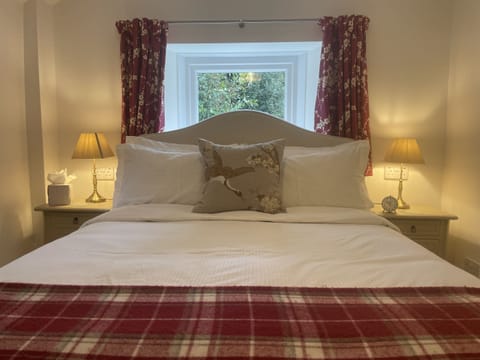 Double Room, Ensuite (Room 7)