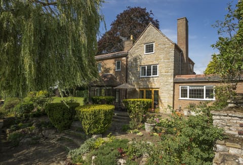 Riverside House, Bidford-on-Avon, near Stratford-upon-Avon and on the edge of the Cotswolds