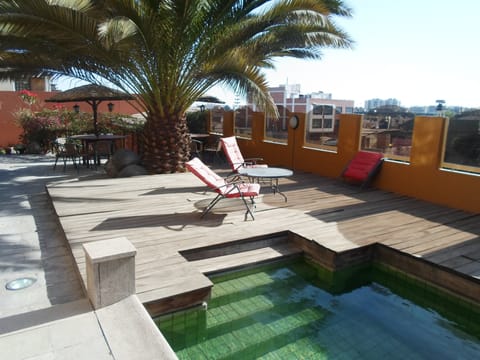Sundeck