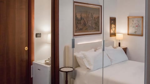 Double Room | Egyptian cotton sheets, premium bedding, down comforters, pillowtop beds