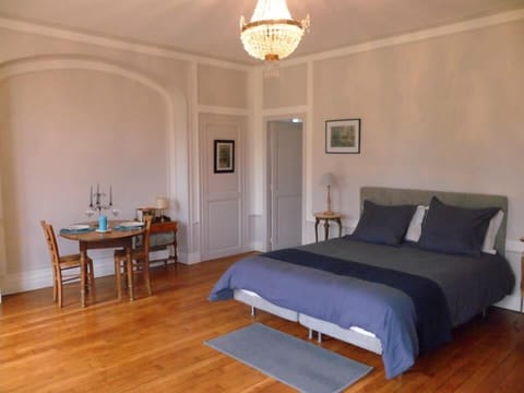 Family Suite, Private Bathroom