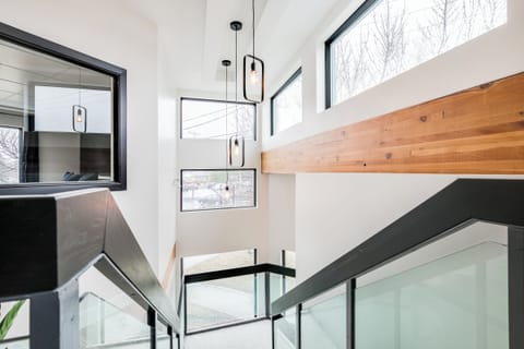 Design Condo, 1 Queen Bed with Sofa bed, Kitchen | View from room
