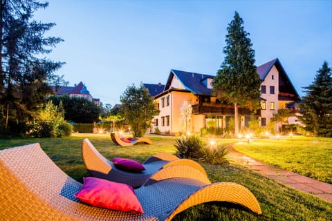 Sundeck