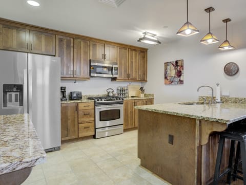 Condo 131 - Fully Furnished Kitchen